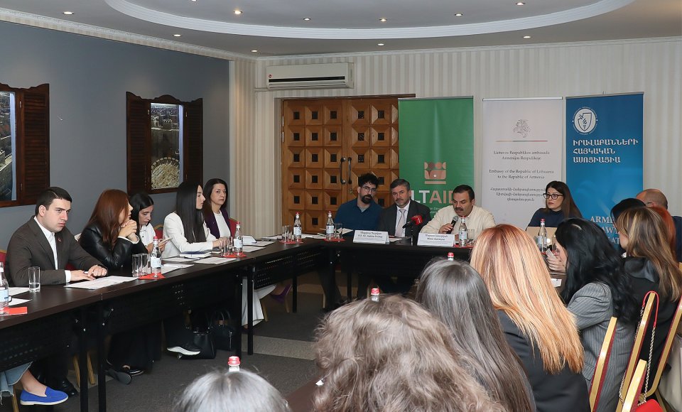 Lietuvos Respublikos ambasada prisideda prie Armėnijos atsparumo dezinformacijai stiprinimo